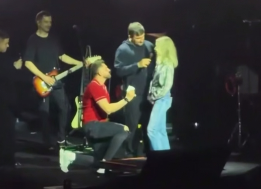 «Гуляет, хулиганит, врёт?»: предложение руки и сердца на концерте Басты обернулось казусом в Воронеже