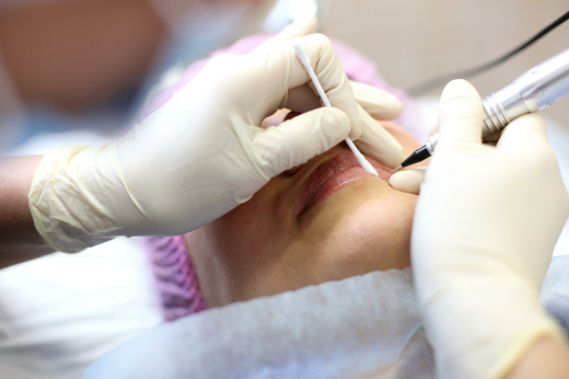 В Москве самыми популярными сферами бизнеса для женщин стали медицина и красота