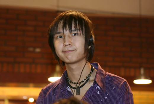 Бывшего участника A’Studio Садвакасова заподозрили в пьяном вождении в Москве