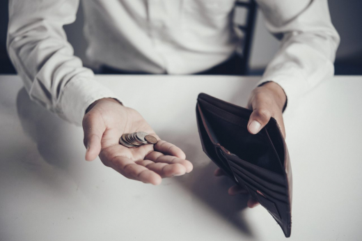 Банк пытался взыскать с воронежца кредит под 400% годовых, который он не брал