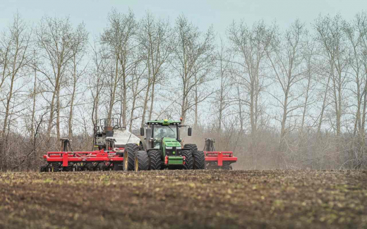 «ЭкоНива» начала весенний сев яровых культур с Воронежской области
