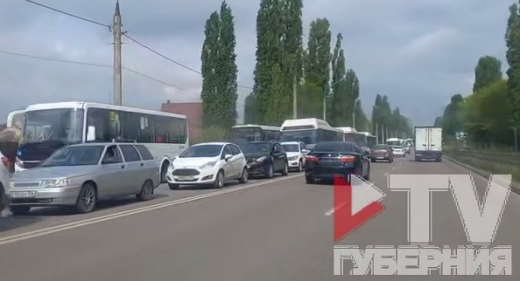 Воронежцы застряли в пробках на Димитрова