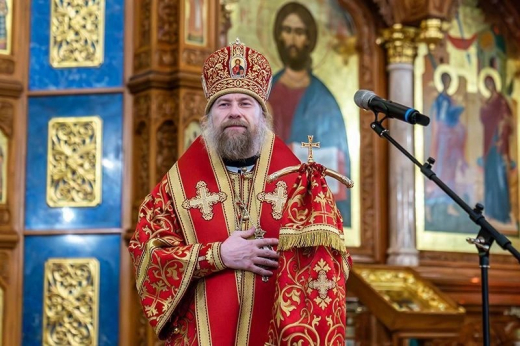 С Пасхой поздравил воронежцев митрополит Леонтий