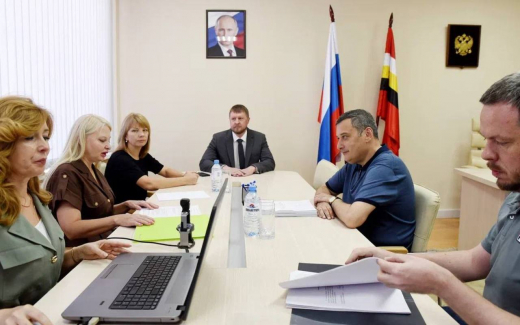 Александр Хинштейн представил сенаторскую тройку от Курской области