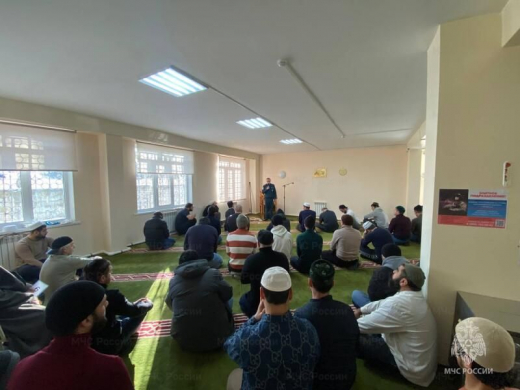 Предупредить и научить: в Ступине сотрудники МЧС провели встречу с мусульманскими общинами
