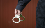 МВД: В Раменском молодые люди украли с АЗС ящик с церковными пожертвованиями