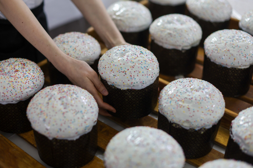 В Москве на Пасху вырос спрос на лимонные и морковные куличи