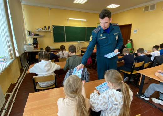 В Ступино прошёл урок безопасности на водных объектах в школе №4