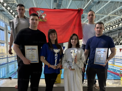 Сборная Главного управления стала серебряным призером ЦФО на соревнованиях по плаванию