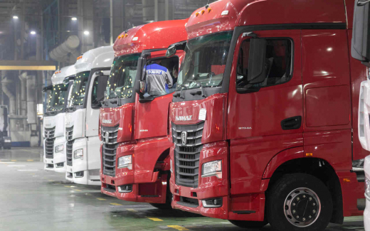 Новые заказы позволили «КамАЗу» сохранить пятидневный режим