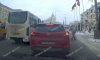 Водитель автобуса высадил пассажиров под колёса машины в Воронеже