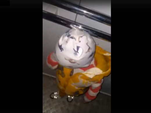 «Каждый день — как лотерея». Жительница Воронежа застряла в лифте с двухлетним ребёнком