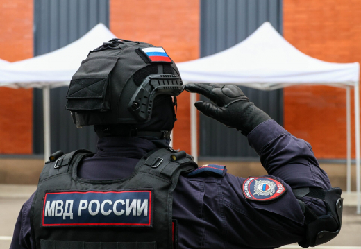 Колокольцев: Доход рядового полицейского в Москве не превышает 86 тысяч рублей