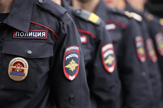 В Дмитровском г.о. сотрудники полиции совместно с членом Общественного совета провели акцию «Знакомьтесь – участковый»