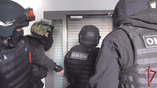 Спецназ Росгвардии задержал в Москве подозреваемых в многомилионном мошенничестве