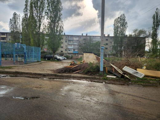 Воронежцы устали от свалки под окнами в микрорайоне Тенистый