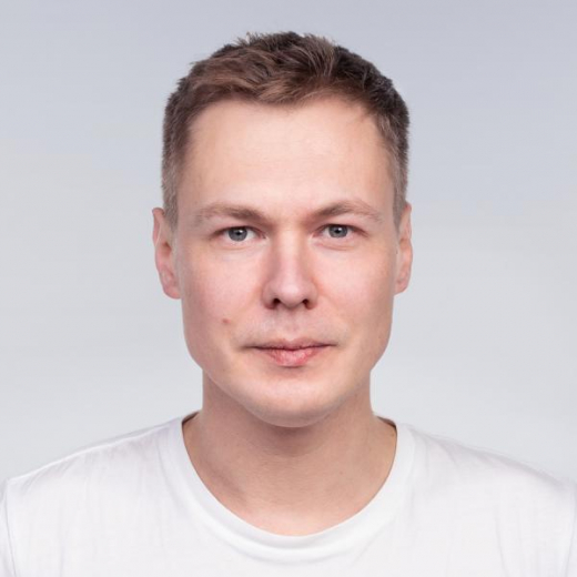 Внедрение ИИ: готовое решение VS собственной разработки