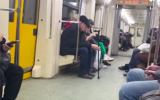 Пассажиры московского метро оказались заблокированы в тоннеле на полчаса