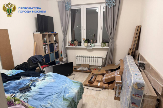 В Москве мужчина изрезал жену и 14-летнего сына из-за замечания