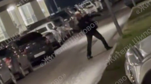 Воронежец пытался срубить топором железный столб в микрорайоне Шилово