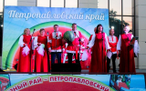 Гигантские плоды поспевают на грядках воронежцев