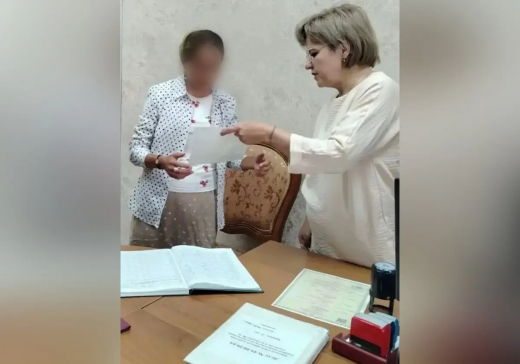 Многодетной матери, прожившей без документов почти 30 лет, помогли в воронежском ЗАГСе
