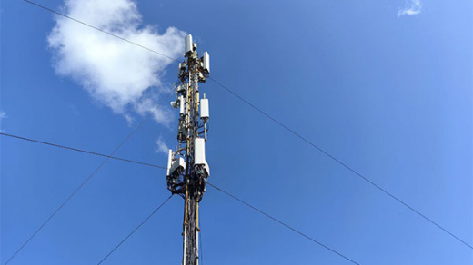 МегаФон получит 1500 базовых станций российского производителя YADRO