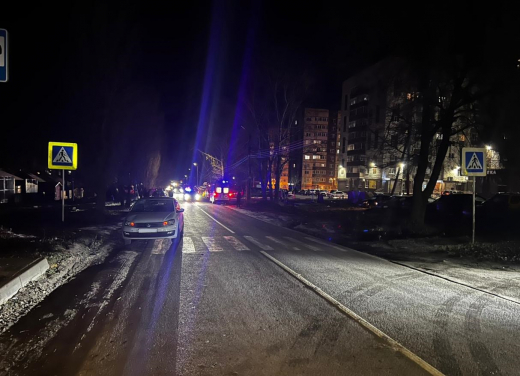 В воронежских Семилуках Volkswagen Polo насмерть сбил пешехода