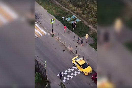 «Энергичный махач» на улице в Москве попал на видео