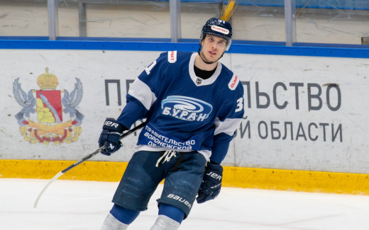 Хоккеисты воронежского «Бурана» проиграли в гостях «Горняку-УГМК»