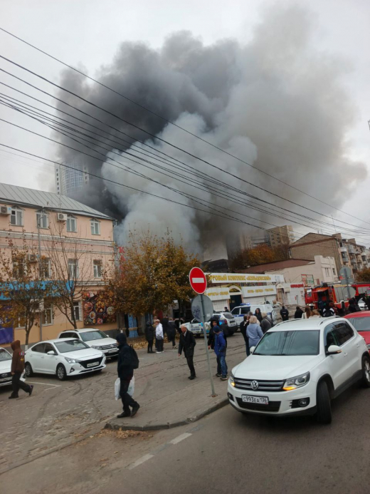 Пожар на Кольцовском рынке в Воронеже потушен