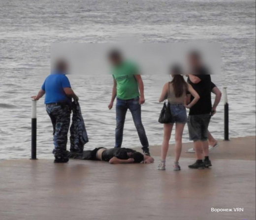 Воронежцы спасли мужчину, который пытался переплыть водохранилище