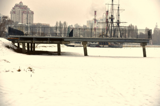 Причины разрушения пирсов на Петровской набережной назвал воронежский эксперт