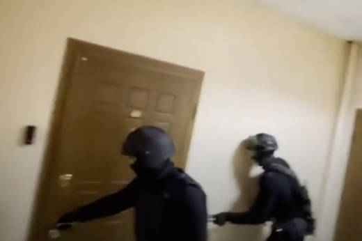 Жесткое задержание шантажистов крупных российских бизнесменов попало на видео