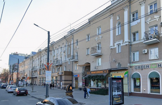 В центре Воронежа загорелась четырёхэтажка с историей более чем в 90 лет