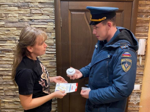 Жителям Ступина рассказывают о преимуществах автономных пожарных извещателей