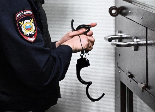 В Подмосковье водителя арендованного авто задержали за перевозку 1 кг марихуаны