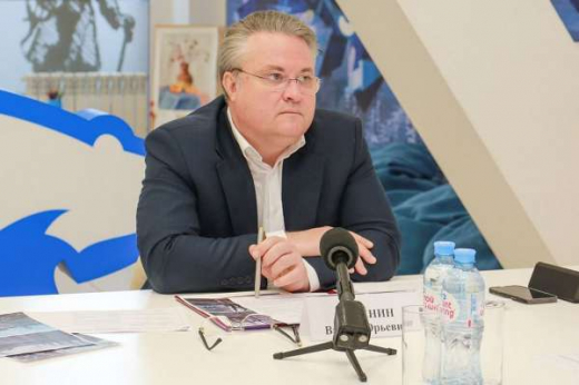 Глава Воронежа Вадим Кстенин помог горожанам разобраться с жилищными, коммунальными и транспортными проблемами