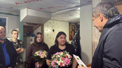 Воронежец передал генератор многодетной семье из Белгородской области