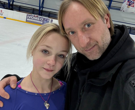 Фигуристка Елена Костылева сенсационно возвращается к Евгению Плющенко