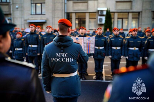 Поступай в вузы МЧС России - выбирай путь героев!