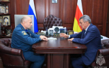 Первые лица МЧС России Александр Куренков и Северной Осетии Сергей Меняйло оценили возможность создания региональной пожарной охраны