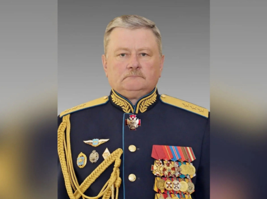 Мэр Воронежа поздравил с днём рождения генерала-полковника Геннадия Зиброва