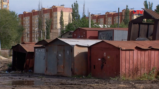 Мэр Воронежа разрешил районным управам сдавать в металлом демонтированные гаражи