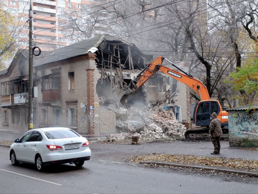 Воронежцы сняли на видео снос расселённых двухэтажек