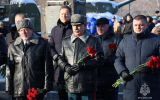 Торжественная церемония возложения венков и цветов на Аллее героев