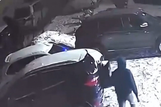 Прохожий напал на школьника во дворе жилкомплекса в Воронеже