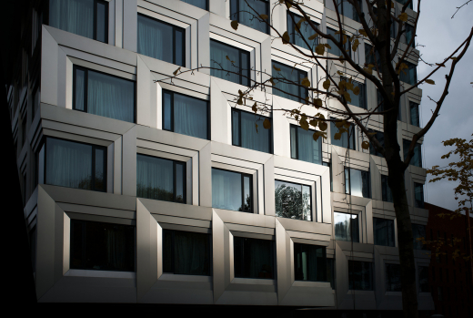 В Москве пенсионерка продала квартиру и потребовала ее обратно после ремонта