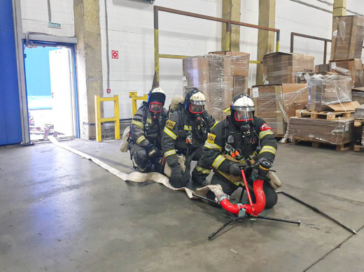 Пожарно-спасательные подразделения Павловского Посада провели учения на производственном объекте