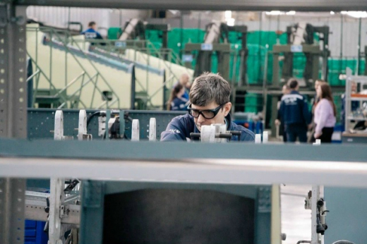 На воронежском авиазаводе появится 500 новых рабочих мест